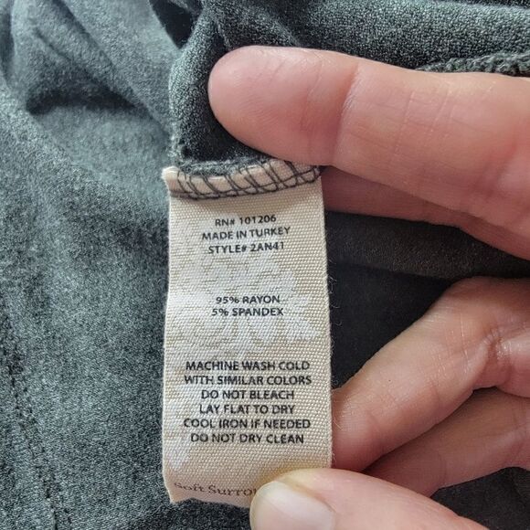 Soft Surroundings Tunic with Zipper Detail on the Arms. Size L. - Picture 7 of 7